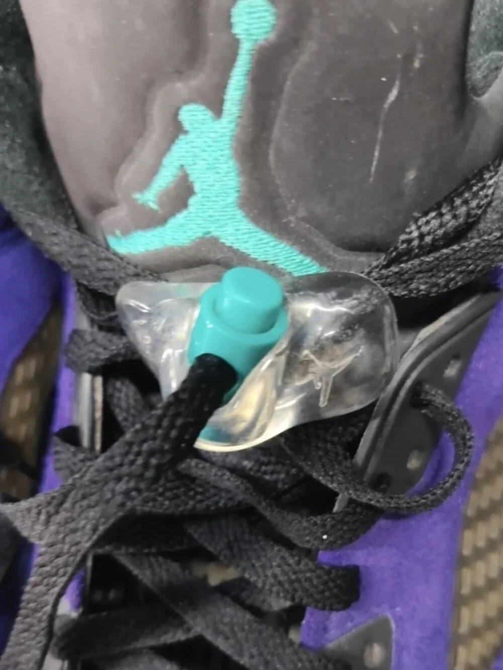 Mens 12 vibrant purple suede Air Jordan 5 Retro 